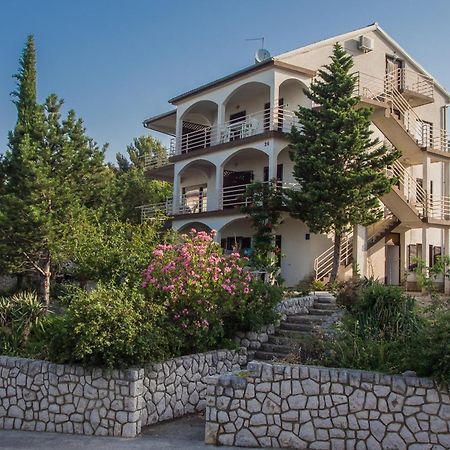Apartments Lounger Crikvenica Buitenkant foto