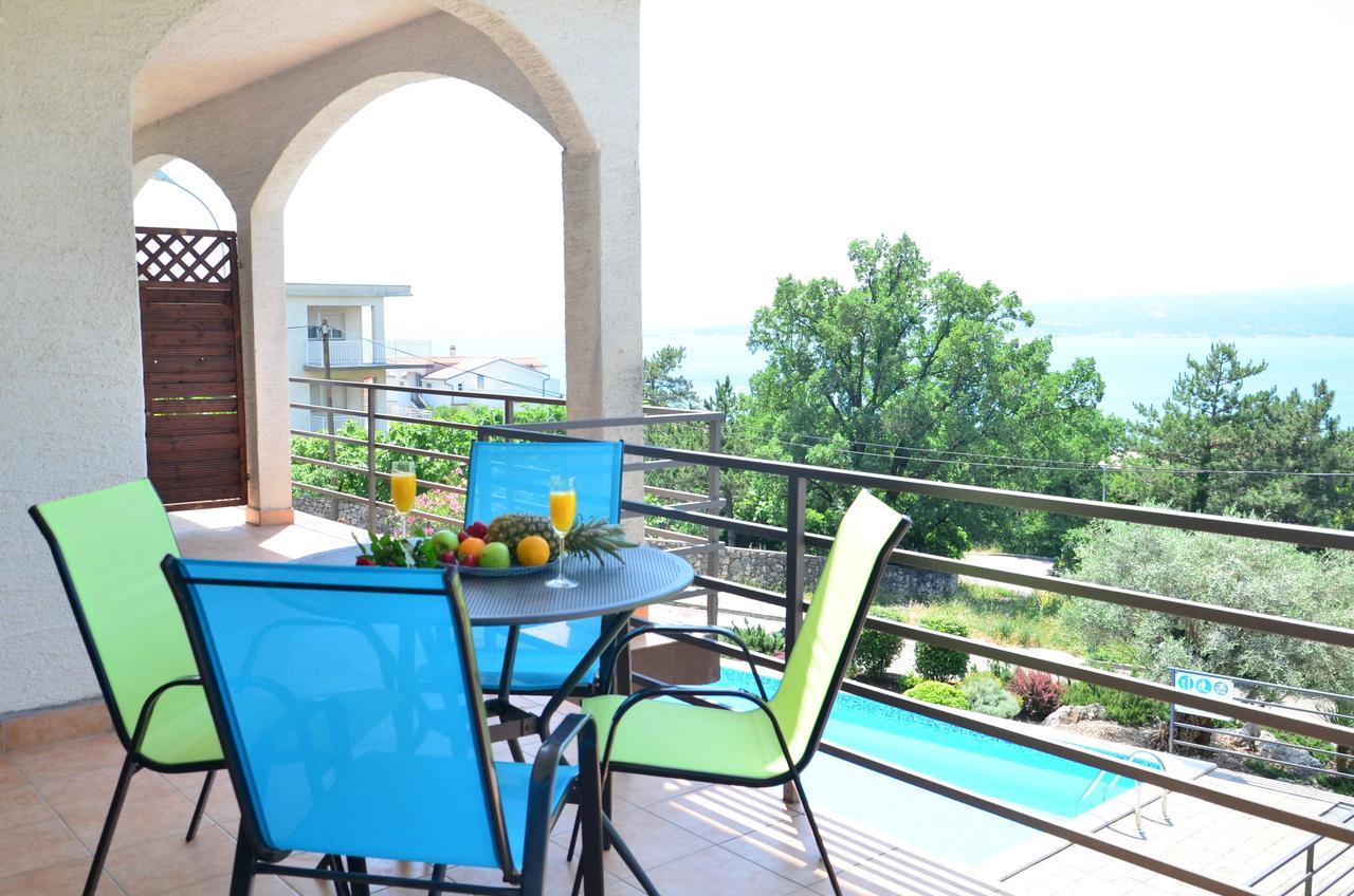 Apartments Lounger Crikvenica Buitenkant foto